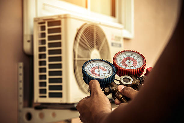 Professional Hvac technician working in Eden, TX